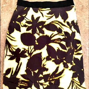 Ann Taylor palm print skirt. Size 4